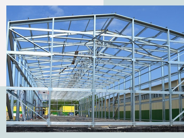 Строительство фабрик в Мончегорске